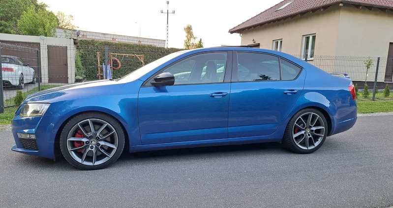 Skoda Octavia cena 55900 przebieg: 241123, rok produkcji 2014 z Pakość małe 631